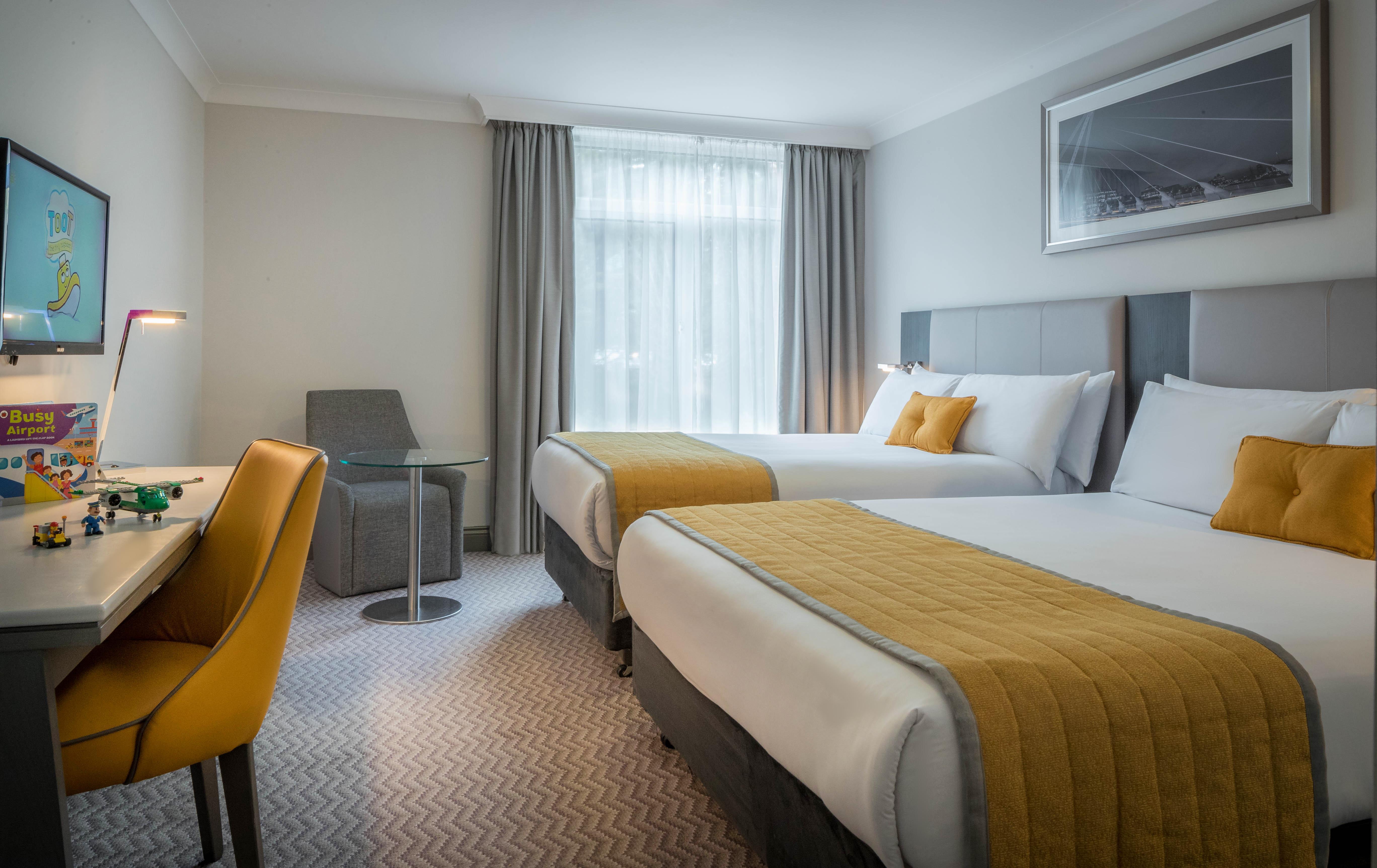Maldron Hotel Dublin Airport Cloghran Εξωτερικό φωτογραφία