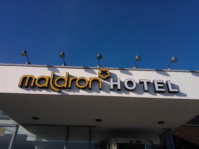 Maldron Hotel Dublin Airport Cloghran Εξωτερικό φωτογραφία