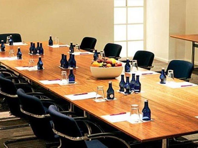 Maldron Hotel Dublin Airport Cloghran Εξωτερικό φωτογραφία