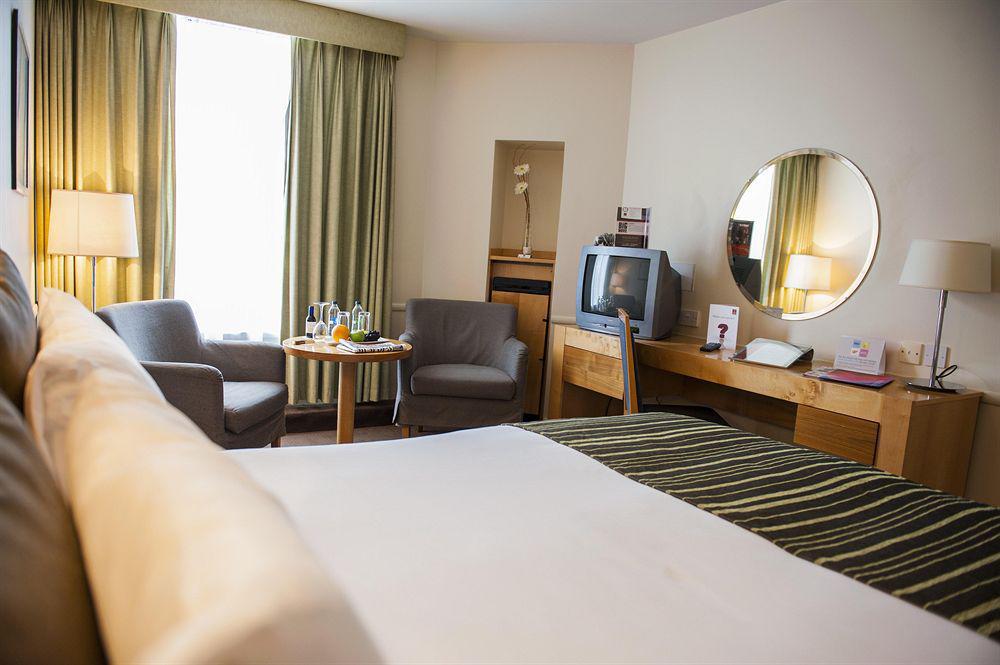 Maldron Hotel Dublin Airport Cloghran Εξωτερικό φωτογραφία